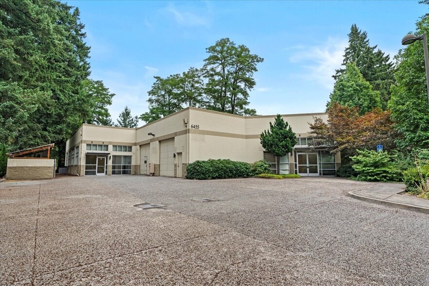 6455 Lakeview Blvd, Lake Oswego, OR for lease - Building Photo - Image 3 of 43