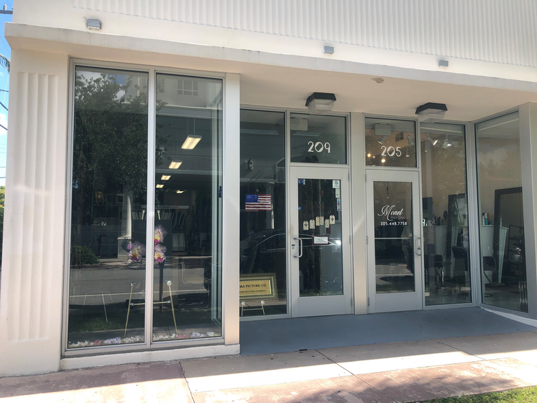 1516 Ponce De Leon Blvd, Coral Gables, FL for lease - Building Photo - Image 2 of 11