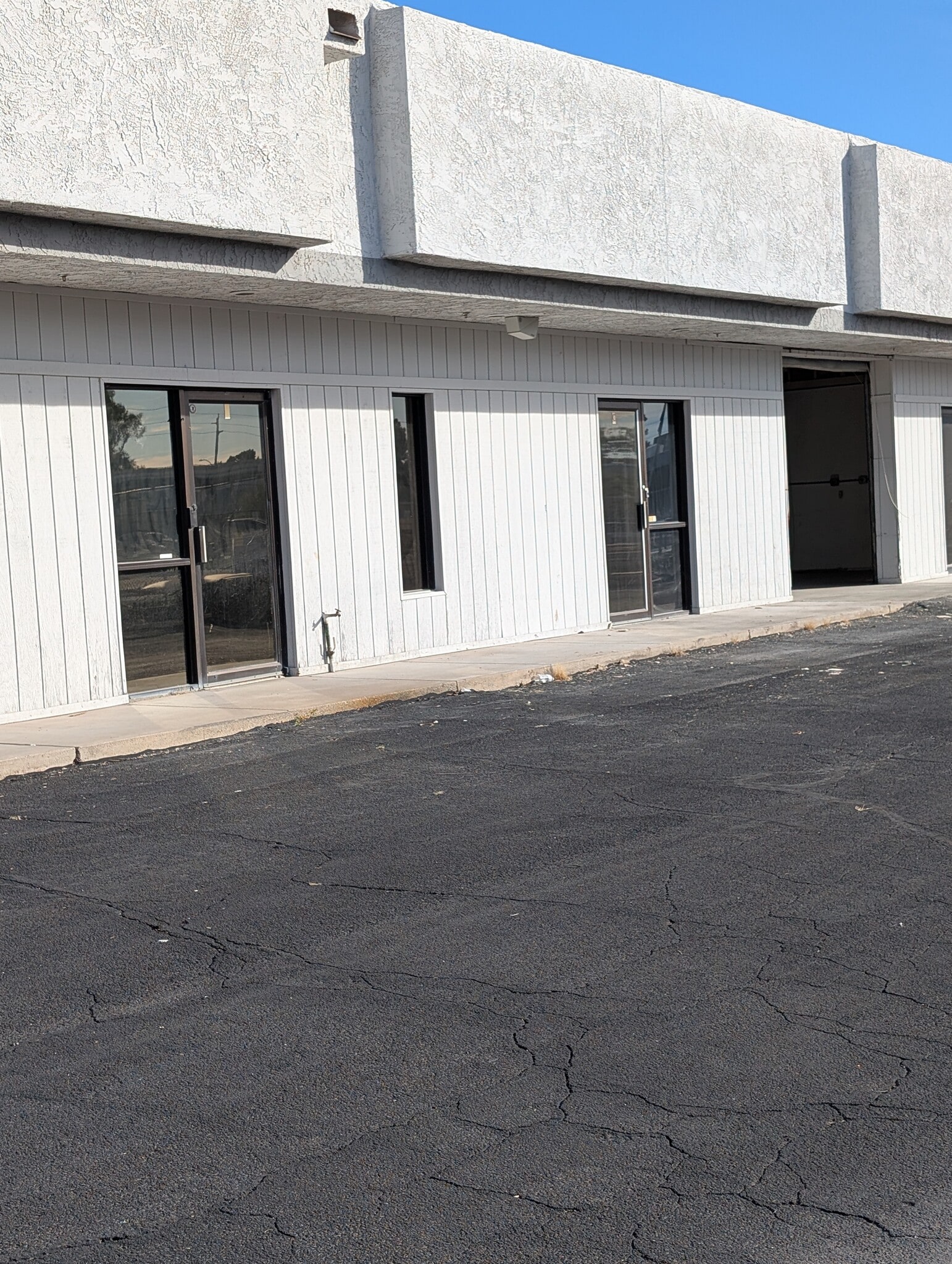 2430 S 20th St, Phoenix, AZ for lease Interior Photo- Image 1 of 1