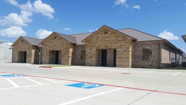 5899 Preston Rd, Frisco, TX for lease - Building Photo - Image 1 of 8
