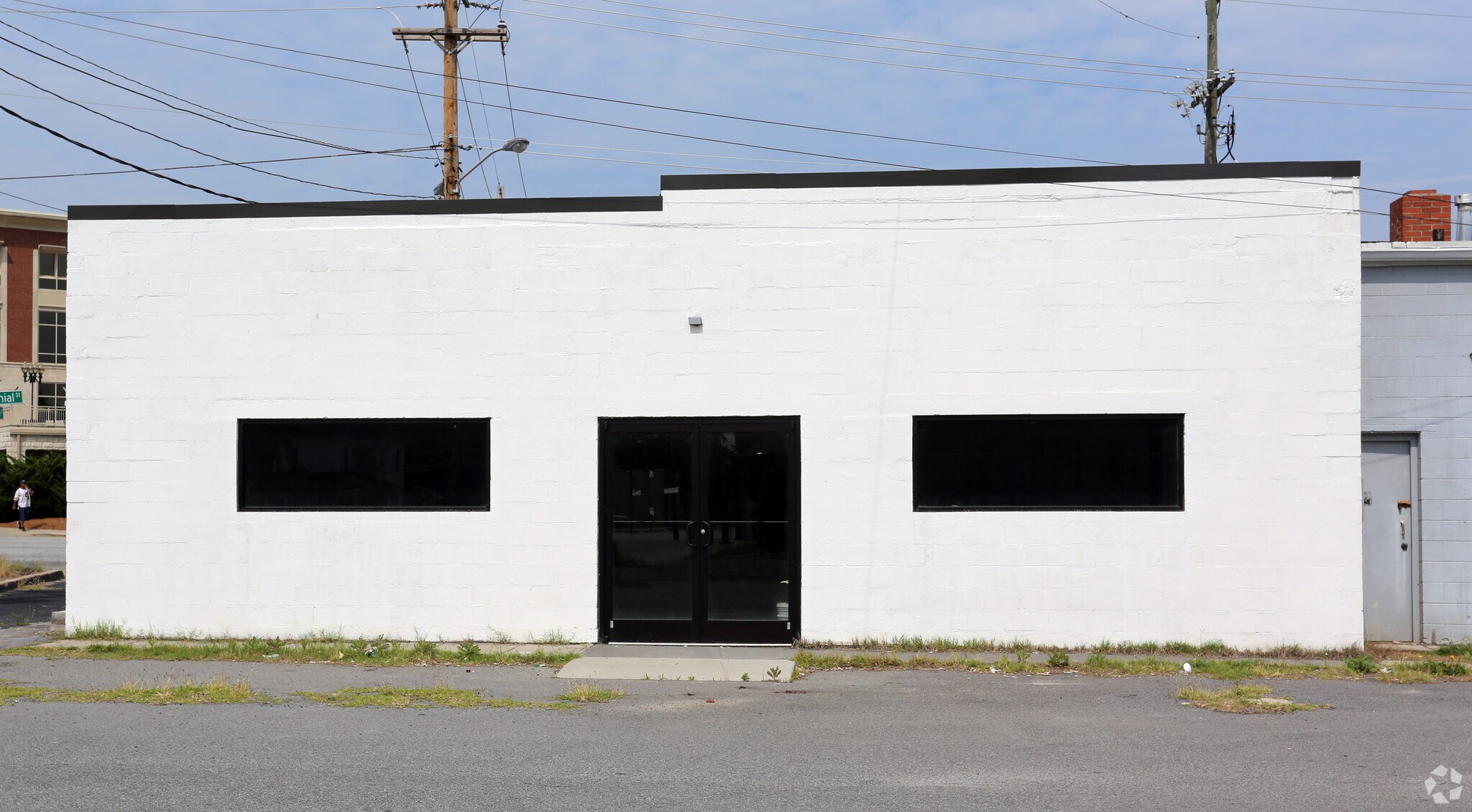 200 N Centennial St, High Point, NC for sale Primary Photo- Image 1 of 1