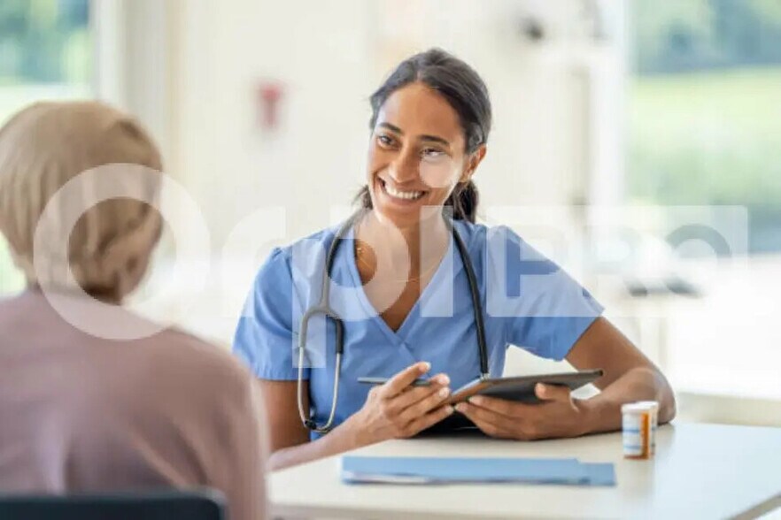 Office in Beauvais for lease - Building Photo - Image 3 of 5