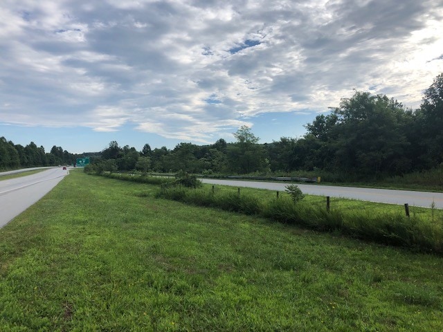 110 Laurel Acres Ln, Flat Rock, NC for lease - Building Photo - Image 3 of 3