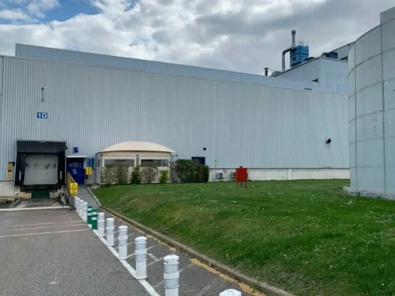 Flex in Troyes for lease - Building Photo - Image 3 of 8