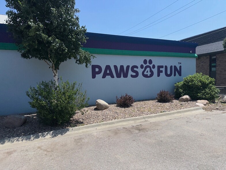 222 N 44th St, Lincoln, NE for sale - Building Photo - Image 2 of 15