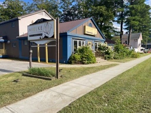 260 Stockbridge Rd, Great Barrington, MA for sale - Building Photo - Image 2 of 4