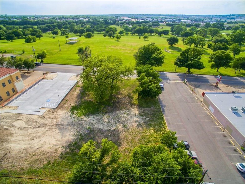 3033 Lackland Rd, Fort Worth, TX for sale - Building Photo - Image 2 of 4