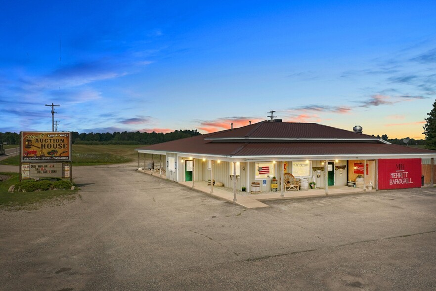 7467 E Houghton Lake Rd, Merritt, MI for sale - Building Photo - Image 1 of 1