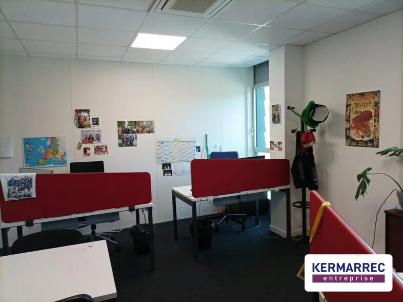 Office in Nantes for lease - Building Photo - Image 1 of 5