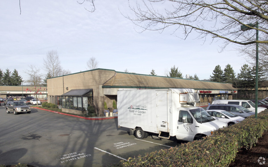 1480-1540 NW Gilman Blvd, Issaquah, WA for lease - Building Photo - Image 3 of 5