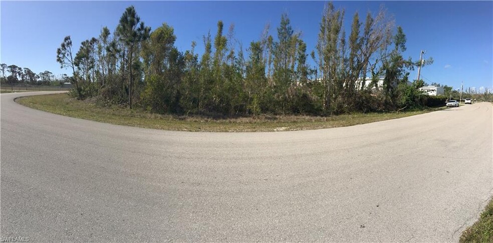 5260 Doug Taylor Cir, Saint James City, FL for sale - Building Photo - Image 2 of 2