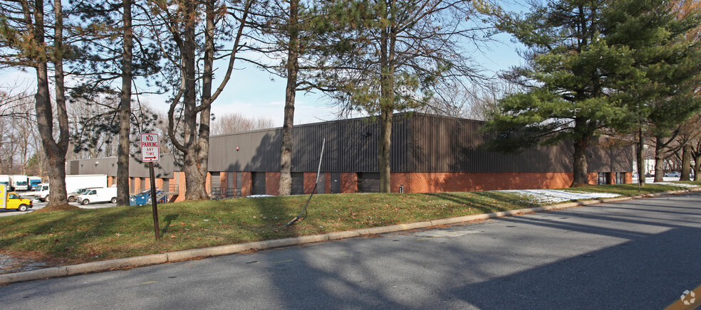 9051 Red Branch Rd, Columbia, MD for lease - Building Photo - Image 2 of 7