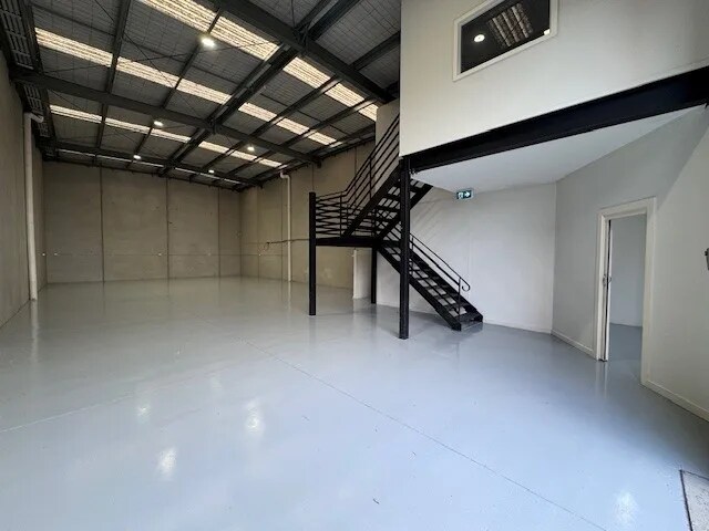 1-6 Bormar Drive, Pakenham, VIC 3810 - Unit 3 -  - Interior Photo - Image 2 of 12