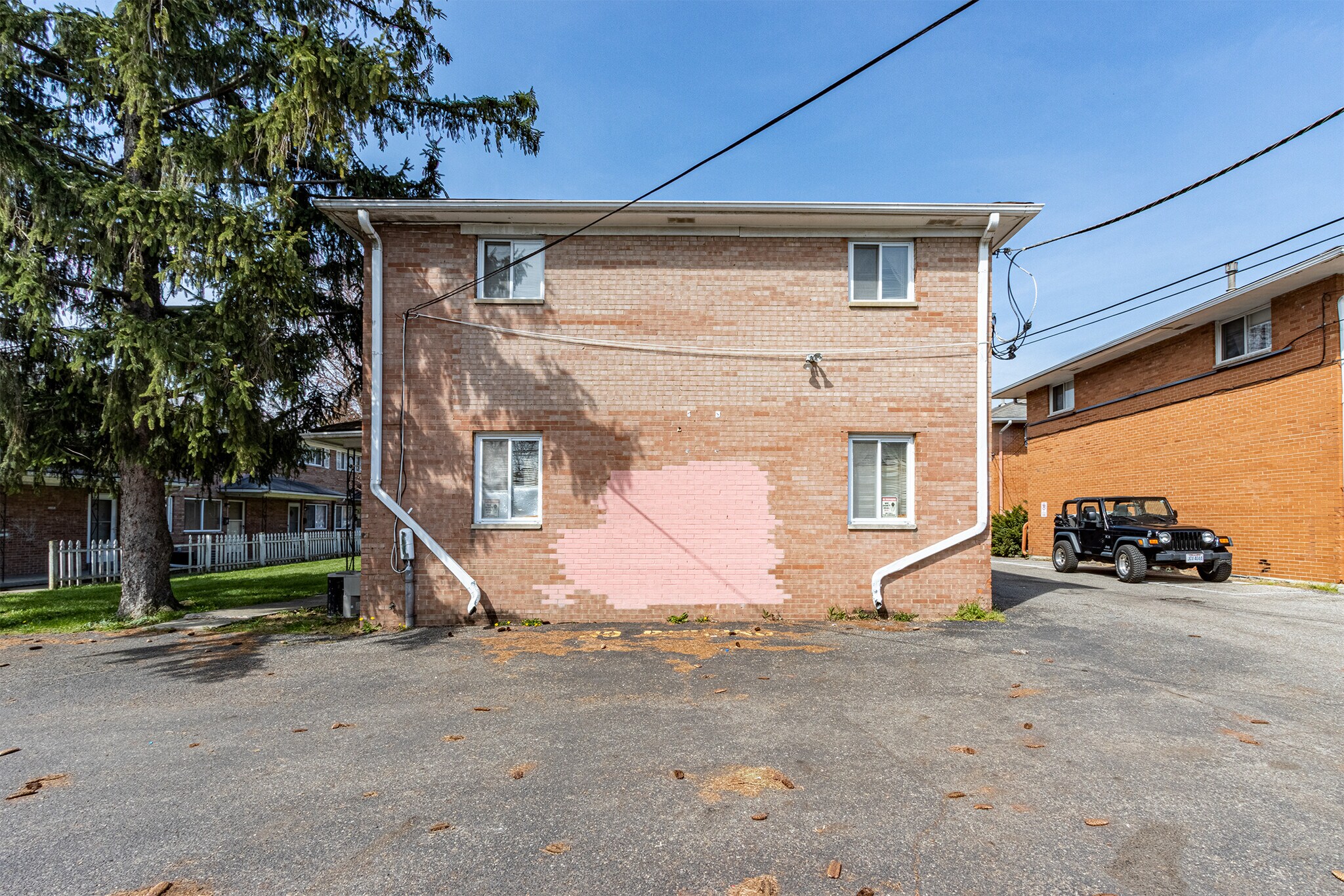 5804 N Meadows Blvd, Columbus, OH 43229 70 Unit Apartment Package