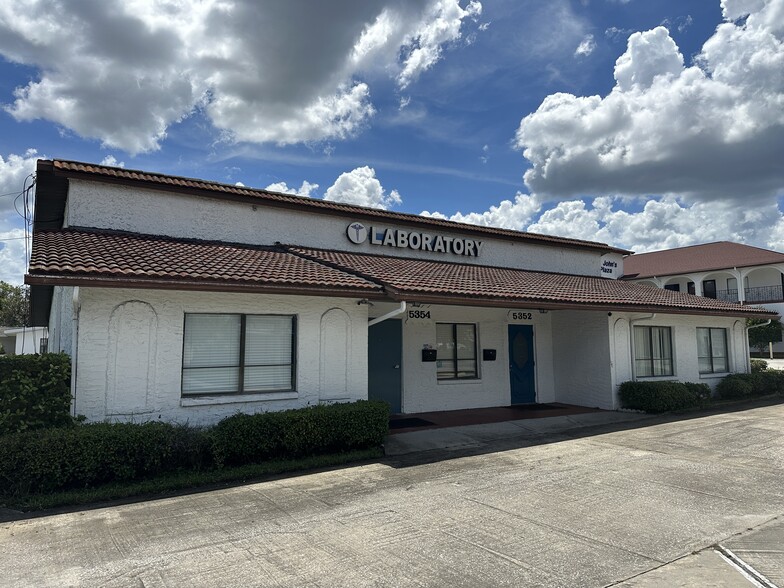 5352-5354 Gulf Dr, New Port Richey, FL for lease - Building Photo - Image 1 of 6