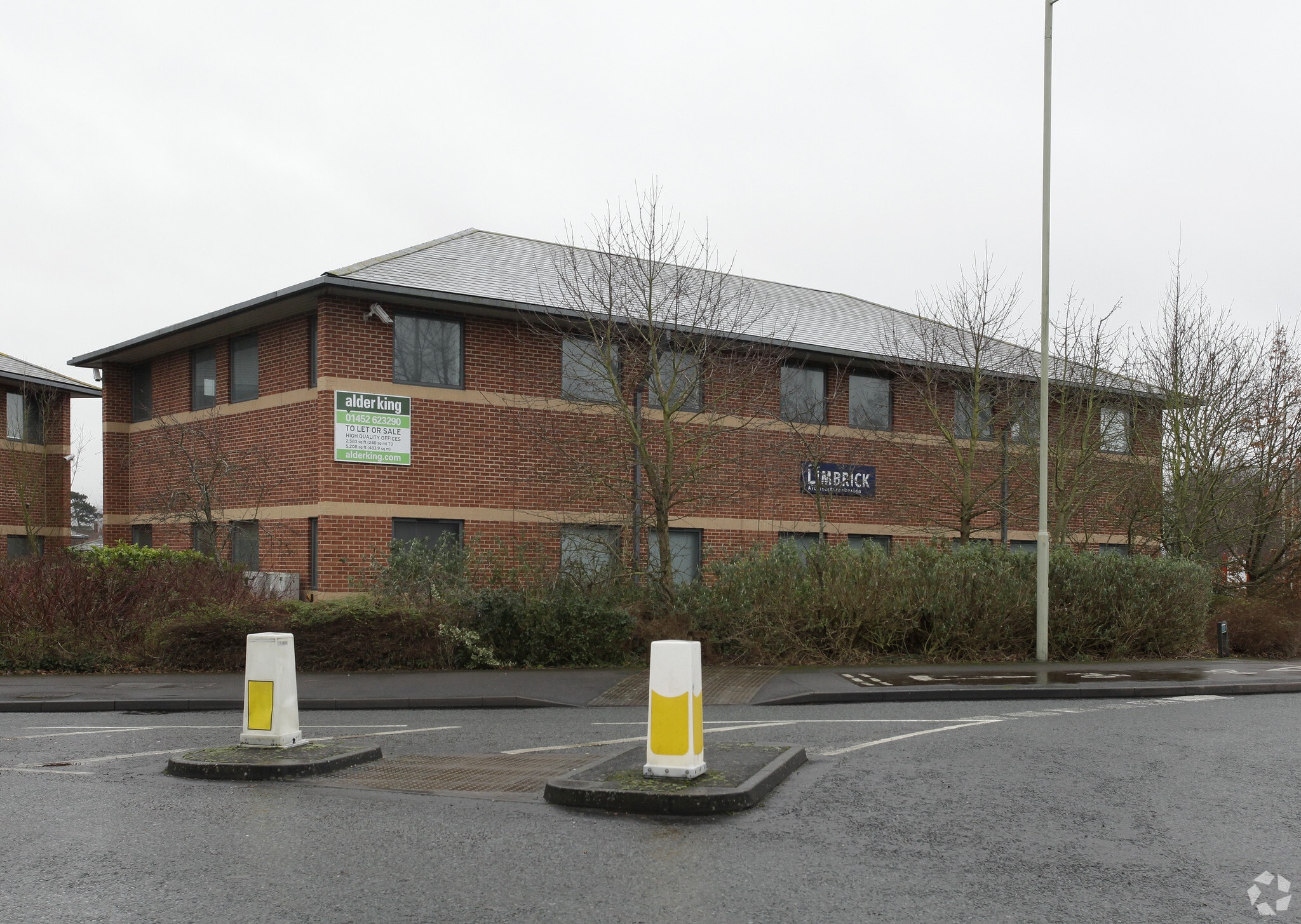 Falcon Clos, Quedgeley for sale Primary Photo- Image 1 of 1