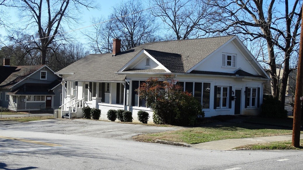 248 E Tugalo St, Toccoa, GA for sale Building Photo- Image 1 of 1