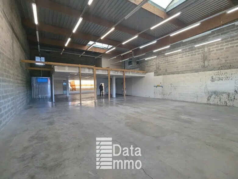 3 Rue Des Coutures, Torcy for lease - Building Photo - Image 3 of 8