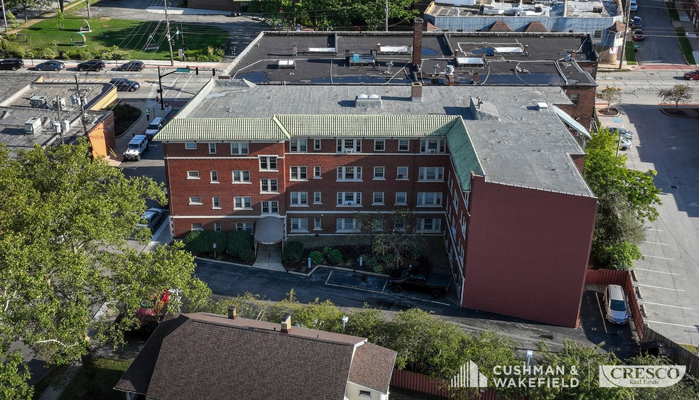 1392 Webb Rd, Lakewood, OH for sale - Building Photo - Image 3 of 11