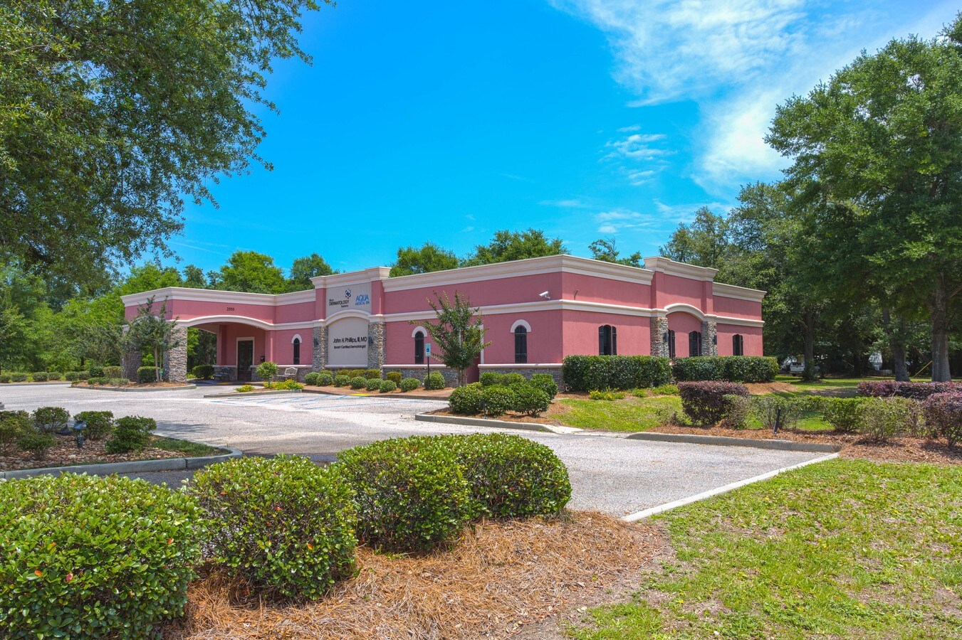 2550 Pass Rd, Biloxi, MS 39531