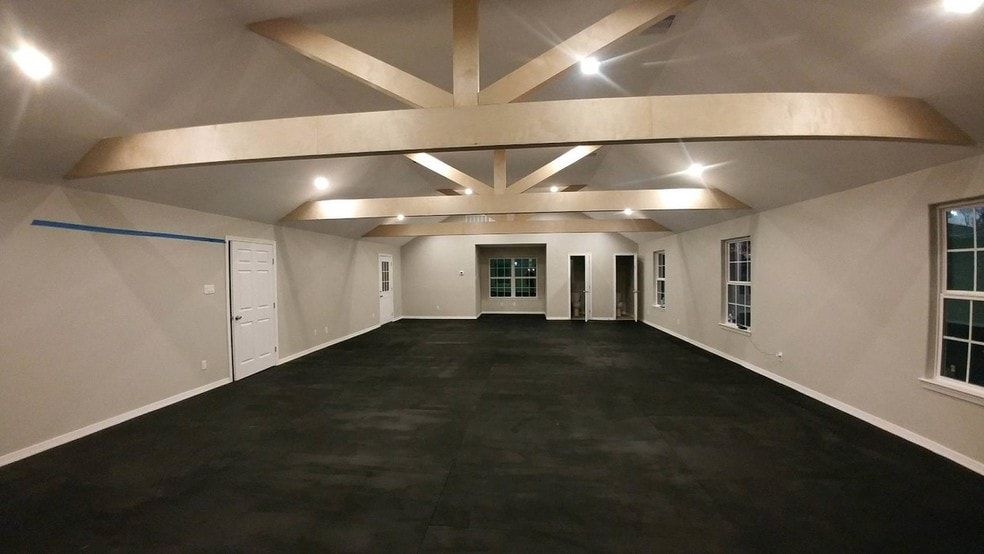 21720 E Memorial Dr, Porter, TX 77365