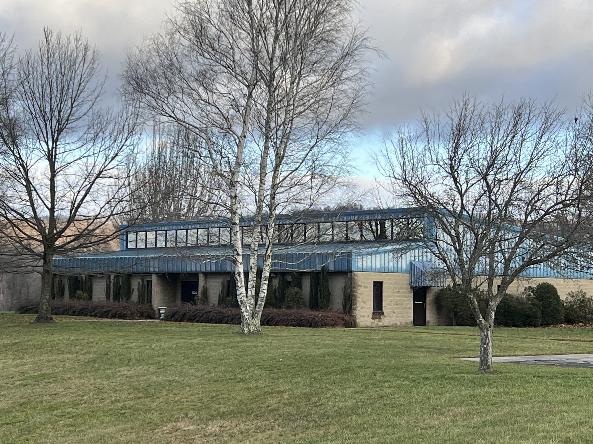 235 Mountain Empire Rd, Atkins, VA for sale Primary Photo- Image 1 of 1