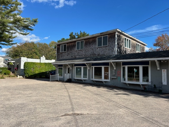 213 Elm St, Stonington, CT for lease - Building Photo - Image 1 of 11