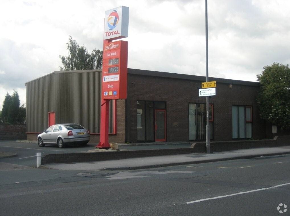 Castleford Rd, Normanton, WF6 2DW Hallcroft House