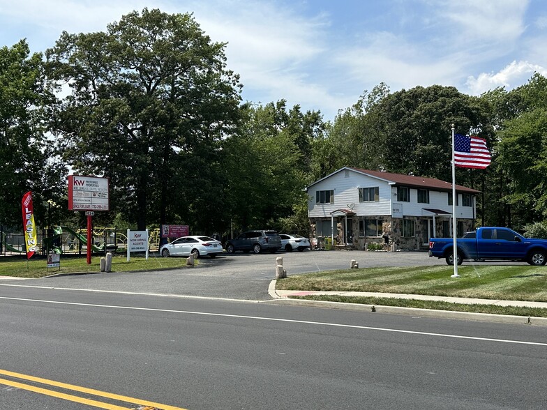 824 Radio Rd, Tuckerton, NJ for lease - Building Photo - Image 1 of 14