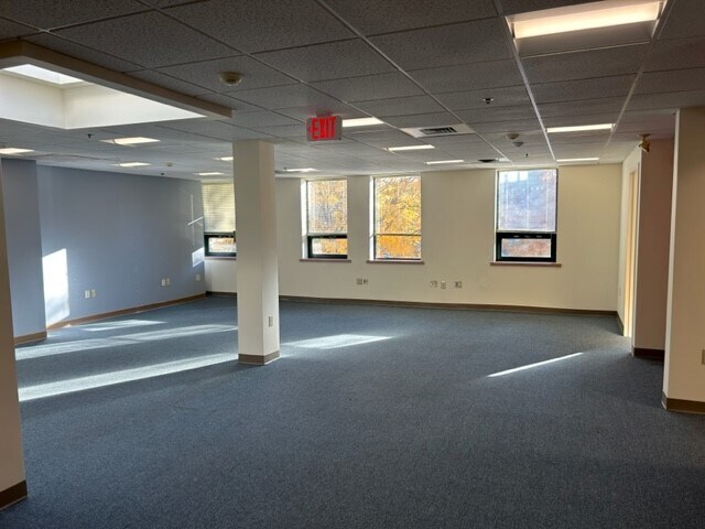 1035 Cambridge St, Cambridge, MA for lease Interior Photo- Image 1 of 5
