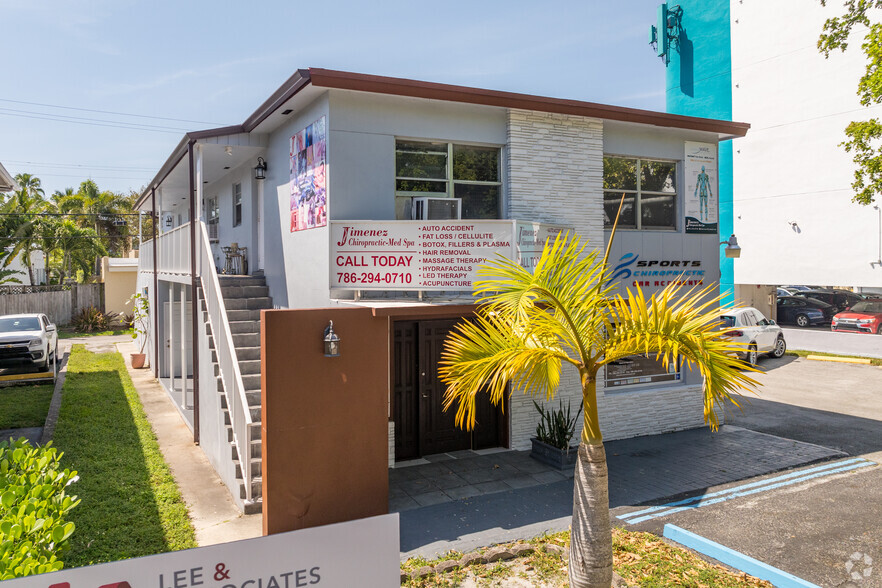 2464 Coral Way, Miami, FL for lease - Primary Photo - Image 1 of 25