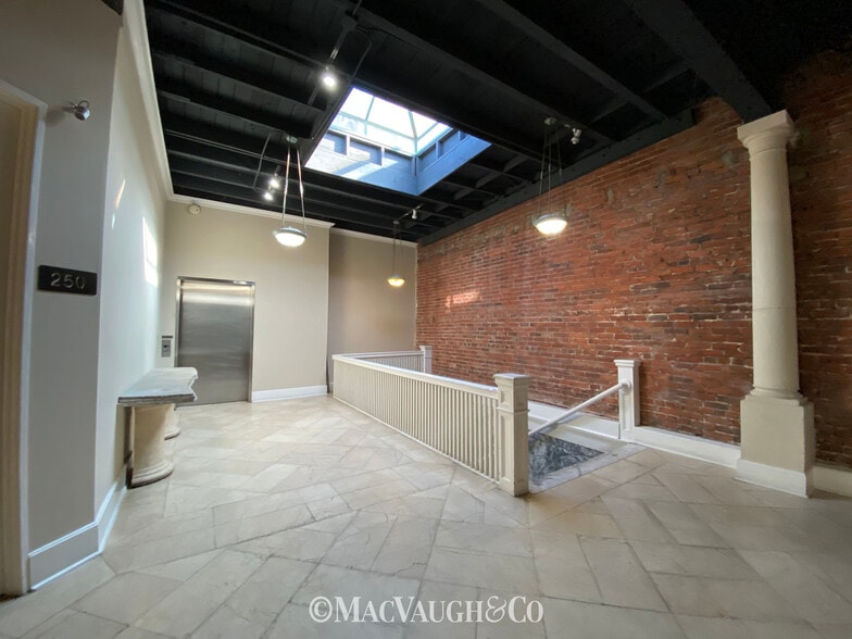 35-45 N Arroyo Pky, Pasadena, CA for lease - Interior Photo - Image 3 of 19