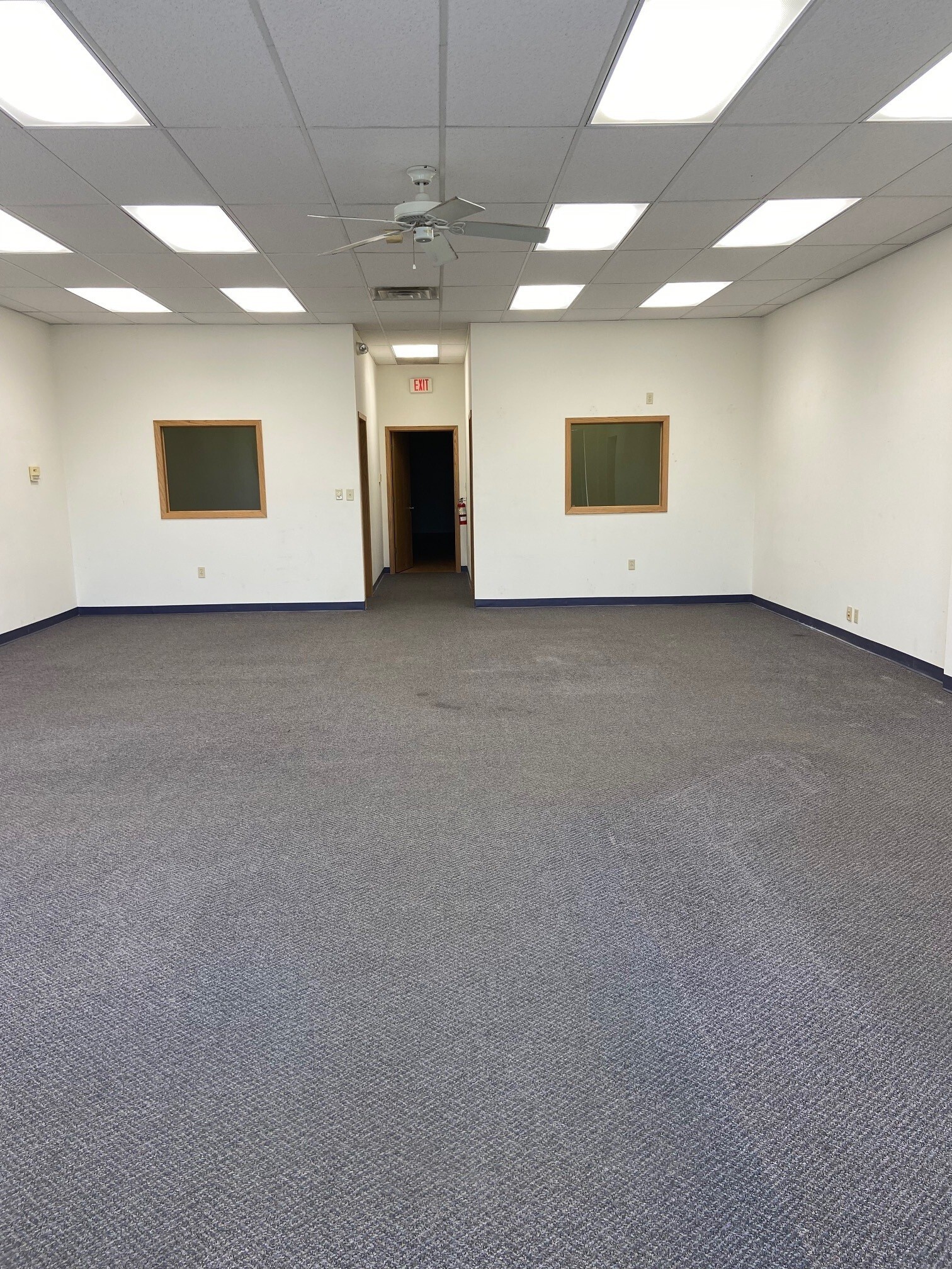 459-473 N Washburn St, Oshkosh, WI for lease Building Photo- Image 1 of 3