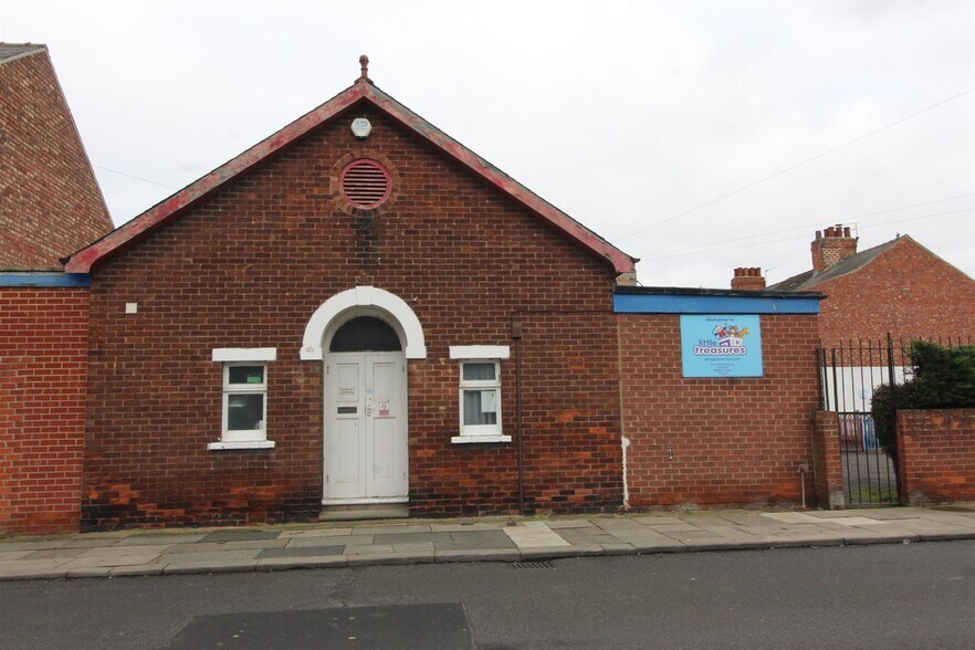 73 St. Barnabas Rd, Middlesbrough for sale - Primary Photo - Image 1 of 1