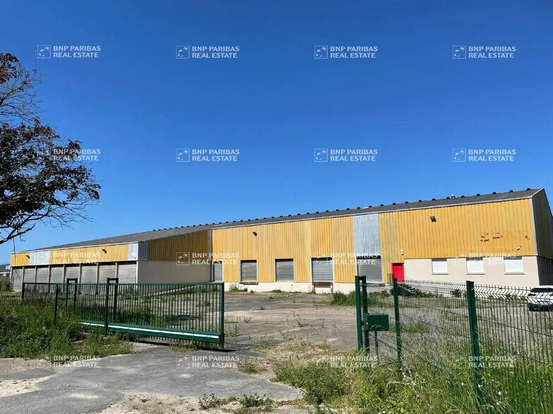 Flex in Provins for lease - Building Photo - Image 1 of 10