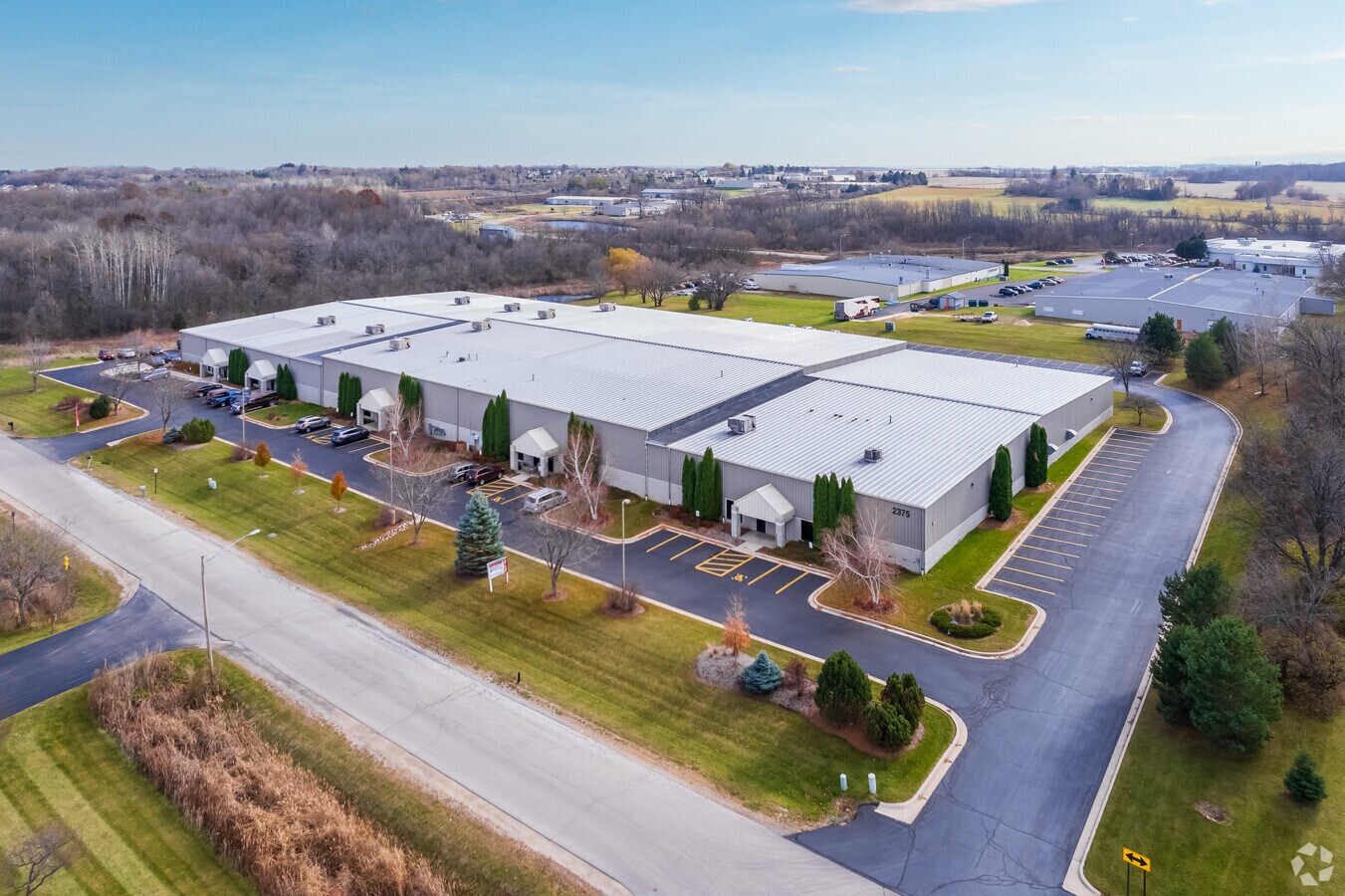 2375 Stonebridge Cir, West Bend, WI 53095