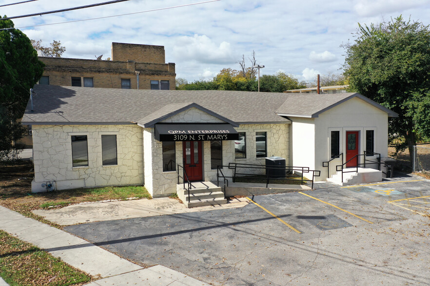 3109 N St Marys St, San Antonio, TX for lease - Building Photo - Image 1 of 12