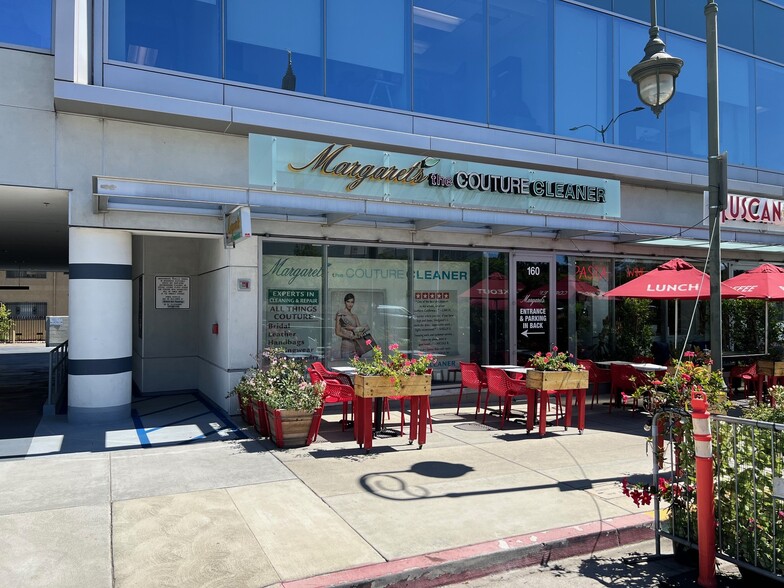 10700 Santa Monica Blvd, Los Angeles, CA for lease - Building Photo - Image 1 of 12