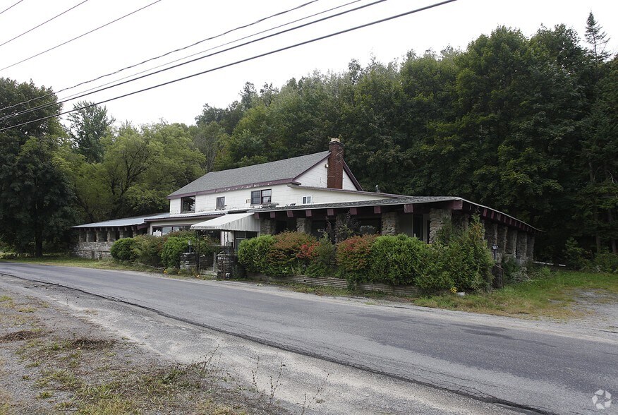 495 Old Fort Plain Rd, Fort Plain, NY 13339