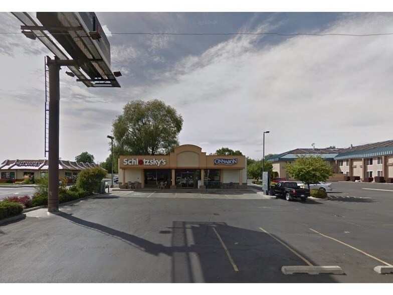 901 N Sullivan Rd, Veradale, WA 99037