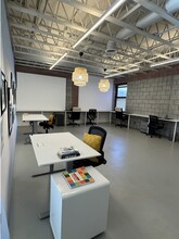 2110 Main St, Santa Monica, CA for lease Interior Photo- Image 2 of 2