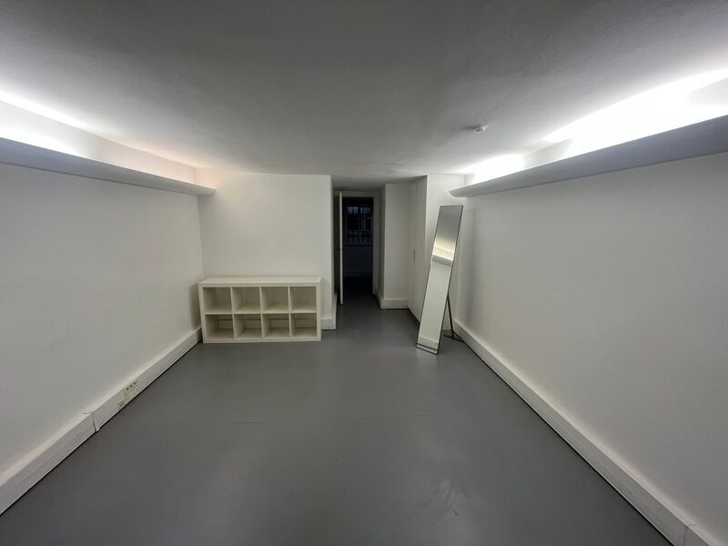 3 Rue Palatine, Paris for lease Interior Photo- Image 1 of 14