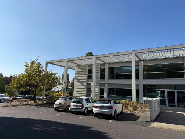 2 Rue Jacques Daguerre, Nantes for lease - Building Photo - Image 1 of 9