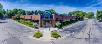 Victoria Pond Center - Warehouse