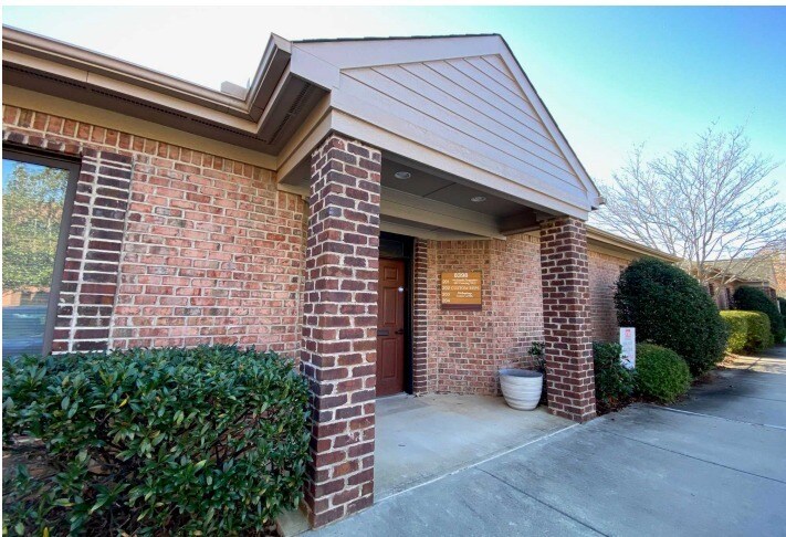 8398 Six Forks Rd, Raleigh, NC for sale Primary Photo- Image 1 of 1