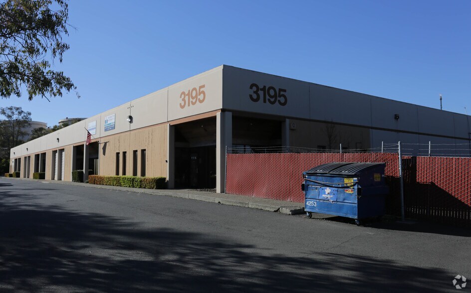 3195 Park Rd, Benicia, CA for sale - Building Photo - Image 1 of 1