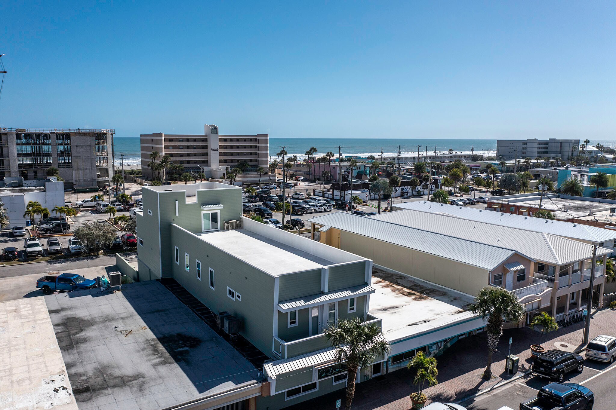 51 N Orlando Ave, Cocoa Beach, FL for sale Primary Photo- Image 1 of 1