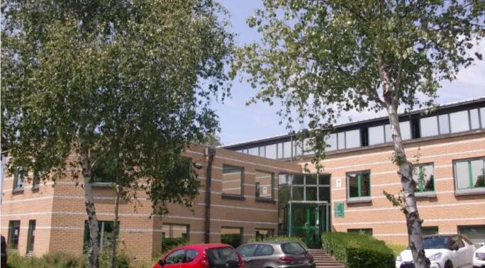 Office in Champs-sur-Marne for sale Building Photo- Image 1 of 3