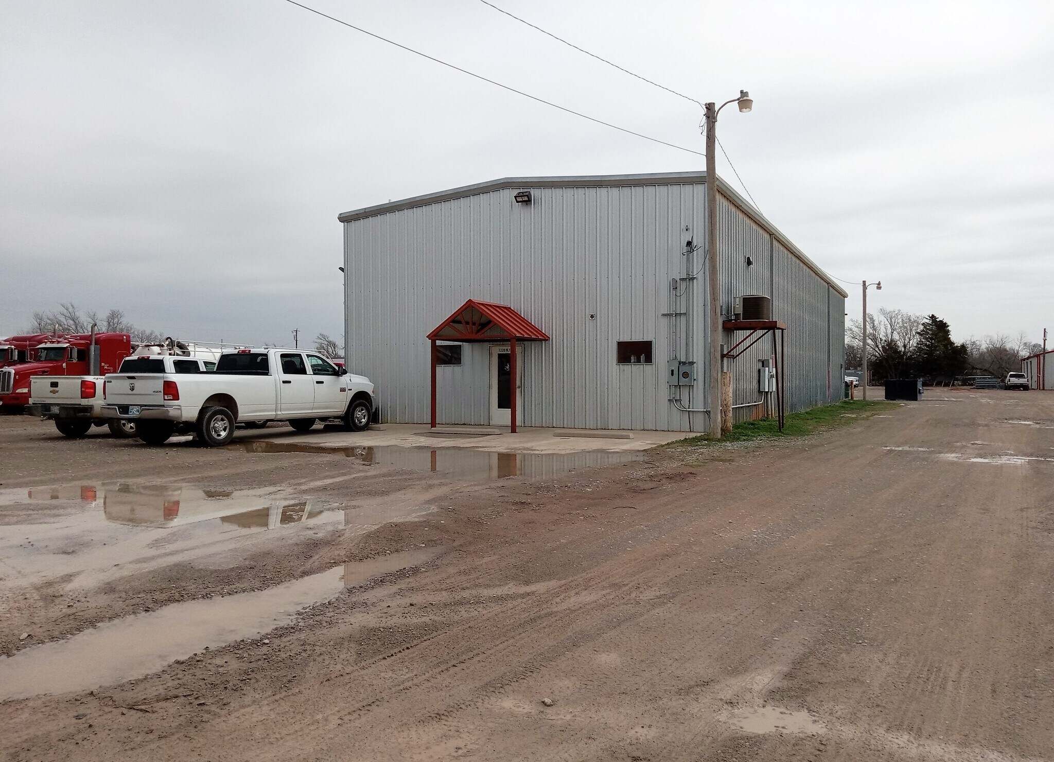 1220 N 16th St, Chickasha, OK for sale Building Photo- Image 1 of 1