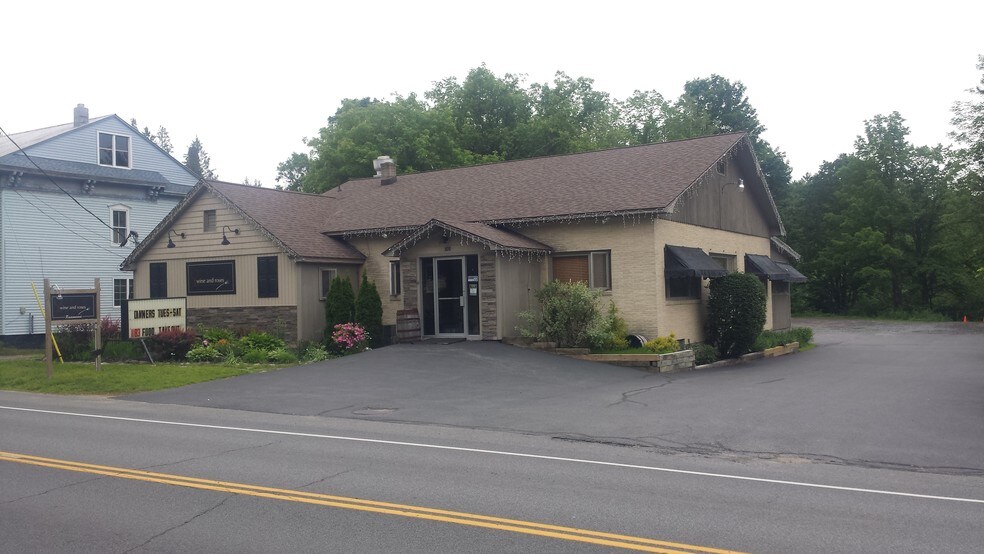 101 W Main St, Broadalbin, NY for sale - Building Photo - Image 1 of 1